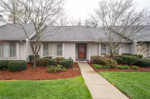 4403 Cove Cay Ln, Greensboro, NC 27410