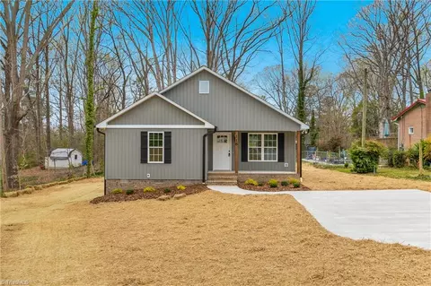 118 Park Ln, Lexington, NC 27292
