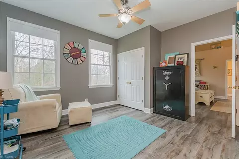 Bedroom - 3527 Thayer Rd, Trinity, NC 27370 photo 4 of 10