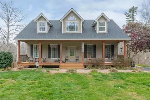 3527 Thayer Rd, Trinity, NC 27370