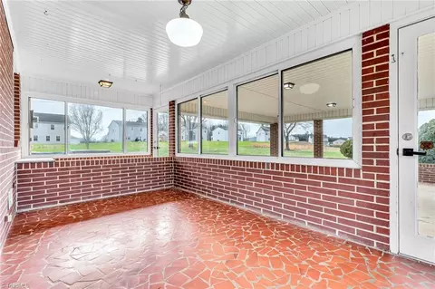 Exterior - 265 Mountain View Rd, King, NC 27021 photo 5 of 8