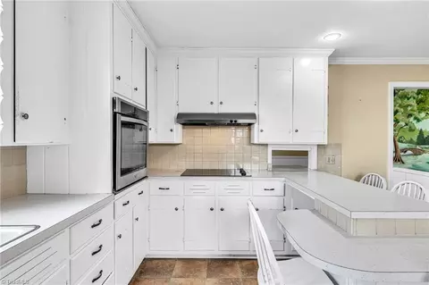 Kitchen - 265 Mountain View Rd, King, NC 27021 photo 3 of 4