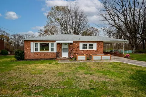 791 Bray Blvd, Asheboro, NC 27205