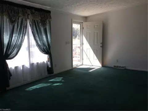 1027 Old Wagon Rd, King, NC 27021 photo 13
