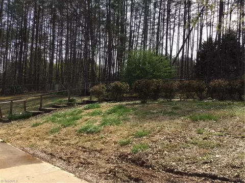 1027 Old Wagon Rd, King, NC 27021 photo 29