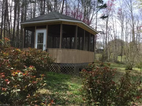 1027 Old Wagon Rd, King, NC 27021 photo 28
