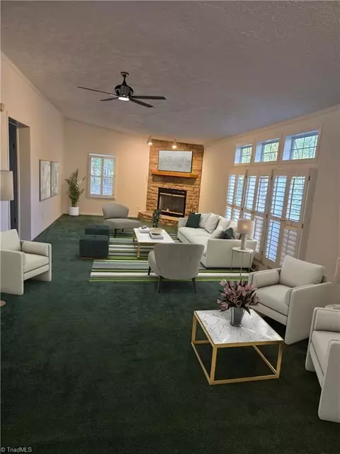 1027 Old Wagon Rd, King, NC 27021 photo 2
