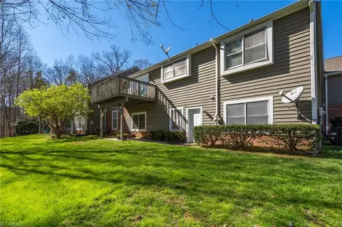 Exterior - 1815 Brunswick Ct, High Point, NC 27262 photo 9 of 9