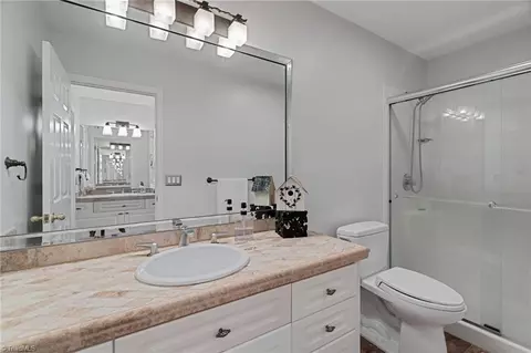 Bath - 1815 Brunswick Ct, High Point, NC 27262 photo 2 of 3