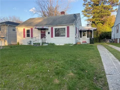 1505 Benbow Rd S, Greensboro, NC 27406