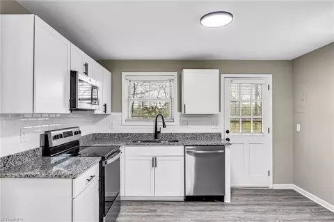 1300 Buff St, Greensboro, NC 27406