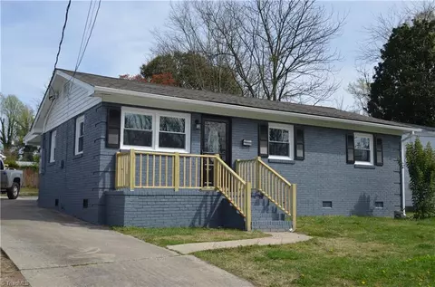1211 Ardmore Dr, Greensboro, NC 27401