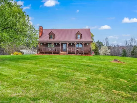 1065 Northforty Dr, Westfield, NC 27053