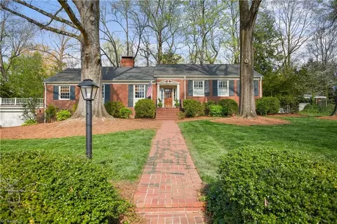 606 Elmwood Dr, Greensboro, NC 27408