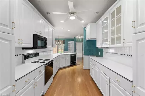 Kitchen - 121 Windermere Way, King, NC 27021 photo 1 of 3