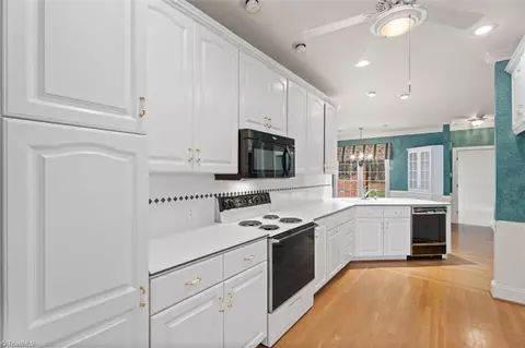 Kitchen - 121 Windermere Way, King, NC 27021 photo 3 of 3