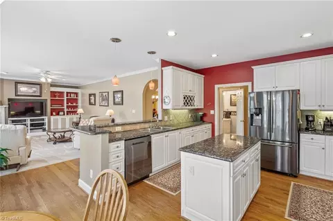 Kitchen - 6365 Derby Way, Trinity, NC 27370 photo 5 of 7