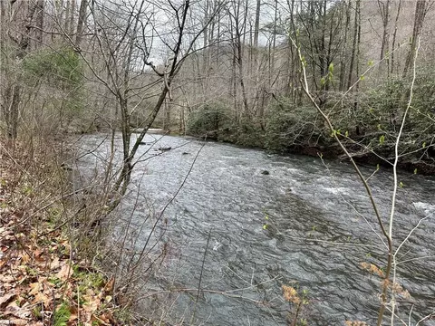 3199 Kibler Valley Rd, Ararat, VA 24053