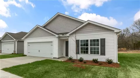 214 Beebop Ln, Lexington, NC 27295