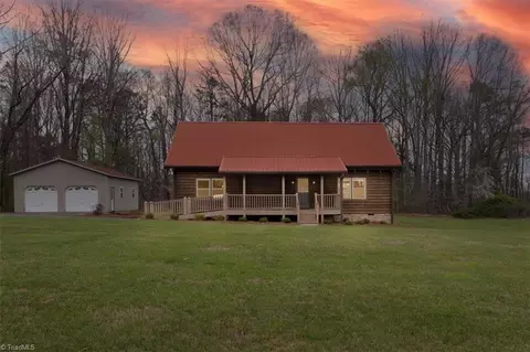 6537 Old Us Highway 421 E, East Bend, NC 27018