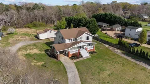 Exterior - 1801 Flatrock St, Winston Salem, NC 27107 photo 5 of 5