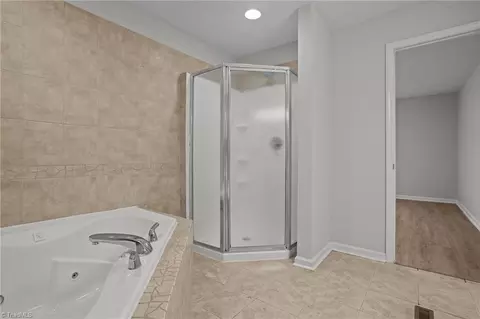 Bath - 1801 Flatrock St, Winston Salem, NC 27107 photo 1 of 5