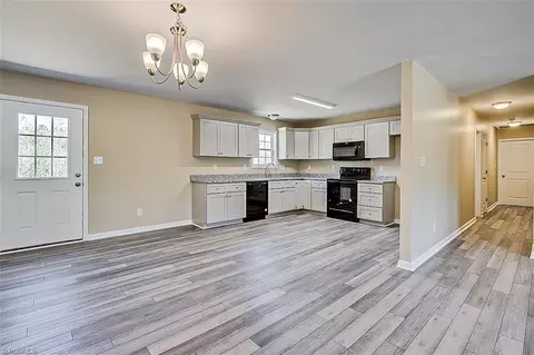 4240 Tessa Ct, Trinity, NC 27370 photo 5
