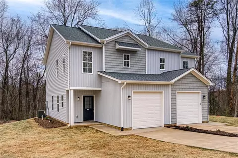 1209 Lombardy St, Greensboro, NC 27405