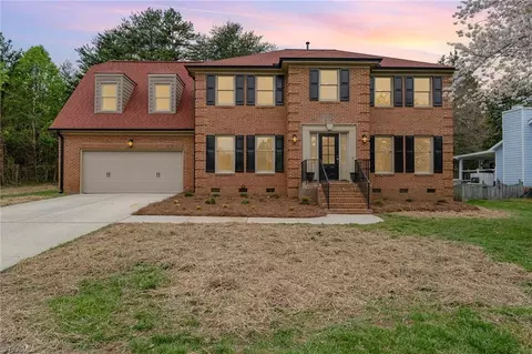 2804 Kings Mill Rd, Greensboro, NC 27407