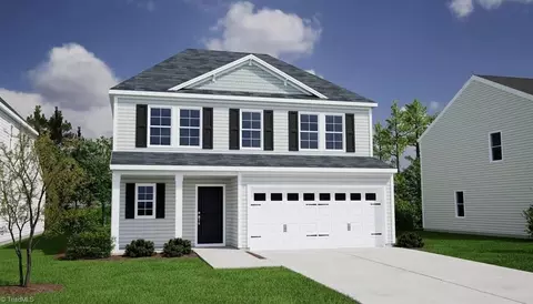 735 Mallards Down Ln, Kernersville, NC 27284