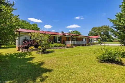 3753 Jess Smith Rd, Sophia, NC 27350