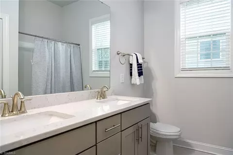 Bath - 2191 Spring Wind Rd, Pfafftown, NC 27040 photo 3 of 4