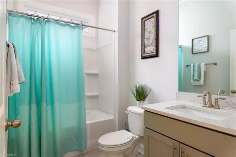 Bath - 2191 Spring Wind Rd, Pfafftown, NC 27040 photo 2 of 4