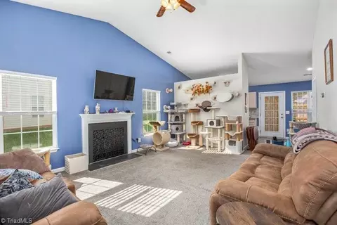 2886 Waterstone Loop, High Point, NC 27265 photo 3