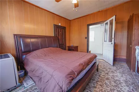 Bedroom - 1691 Pine Hall Rd, Pine Hall, NC 27042 photo 2 of 3