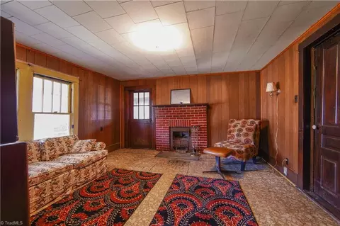Living - 1691 Pine Hall Rd, Pine Hall, NC 27042 photo 2 of 3