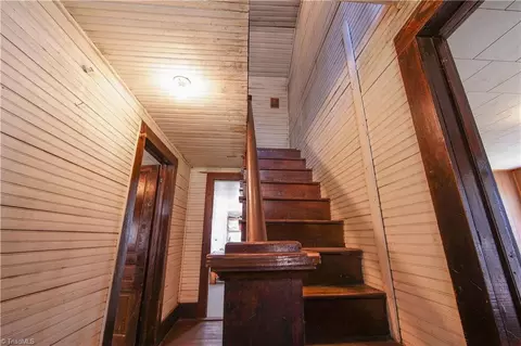 Entry Way - 1691 Pine Hall Rd, Pine Hall, NC 27042 photo 4 of 6