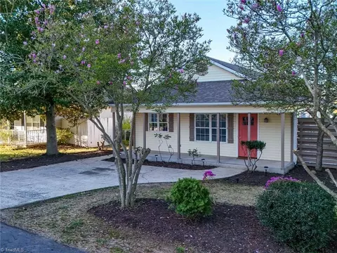 547 Newell St, Concord, NC 28025