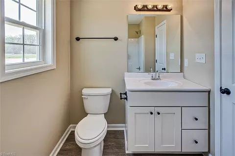 Bath - 4260 Tessa Ct, Trinity, NC 27370 photo 2 of 3