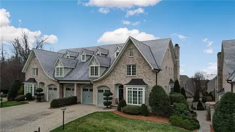 6 Granville Oaks Ct, Greensboro, NC 27408