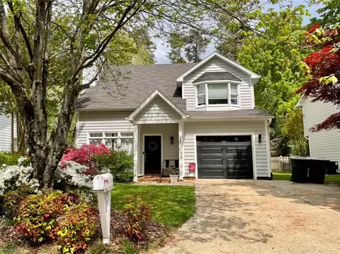 35 Park Village Ln, Greensboro, NC 27455