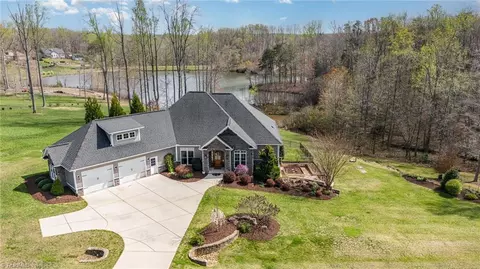 7509 Moores Mill Rd, Stokesdale, NC 27357