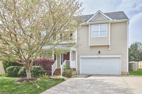 141 Creeks Edge Ct, Clemmons, NC 27012