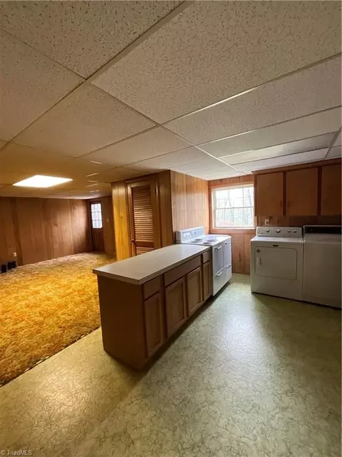 Kitchen - 1158 Mountain View Rd, King, NC 27021 photo 4 of 4