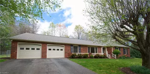 100 Cedar St, North Wilkesboro, NC 28659