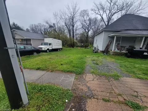 808 Commerce Ave, High Point, NC 27260 photo 2