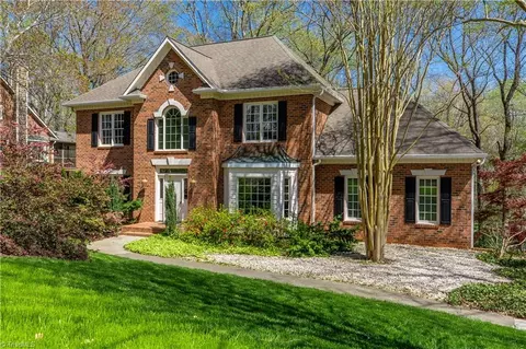 5096 River Chase Rdg, Winston Salem, NC 27104