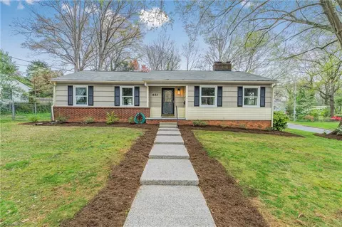 651 Bethany Ct, Winston Salem, NC 27103