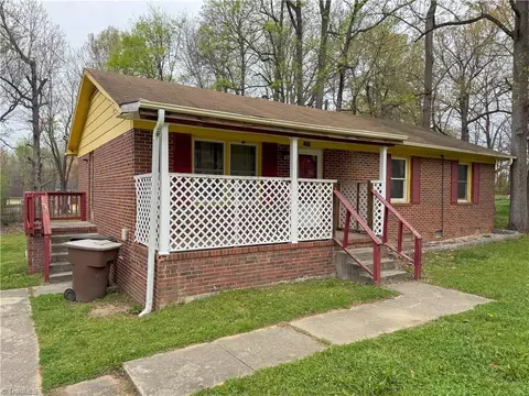 1307 Willard St, Greensboro, NC 27405