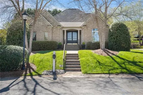 166 Mallard Glen Cir, Winston Salem, NC 27106